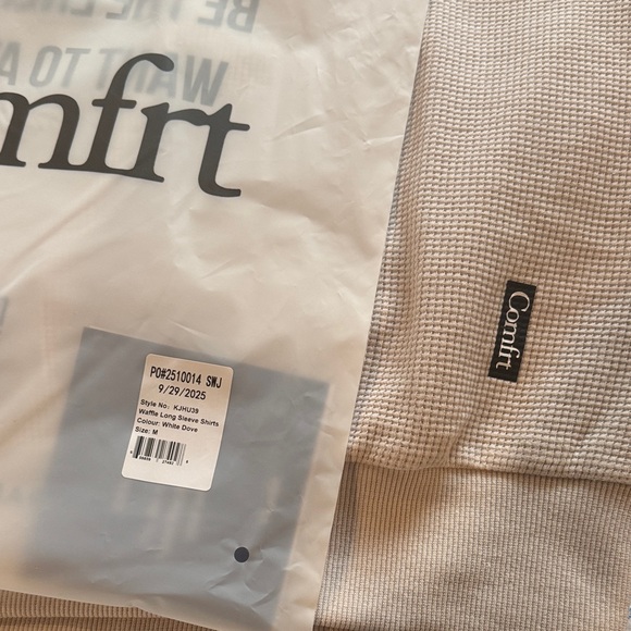 Comfrt unisex waffle top size medium oversized - Picture 3 of 4